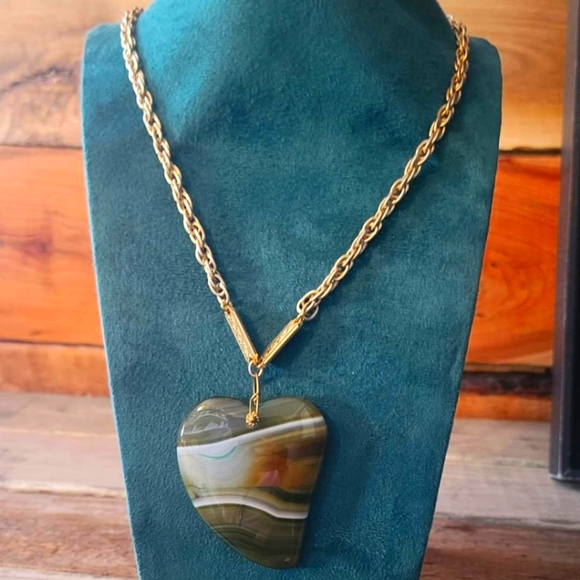 NECKLACE - Picture 1 of 1